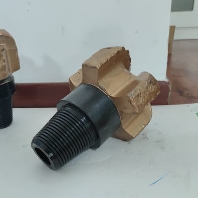 материал бурового наконечника 222.25mm PDC стальной для сверлить Hdd тяжелого рока