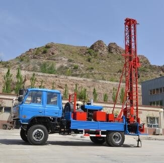 Водяная скважина буровой установки GL-IIA установленная тележкой подвергает механической обработке на сверлить тяжелого рока 300m