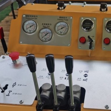 Снаряжение бурения керна GL800E облегченное с двигателем дизеля 123kw