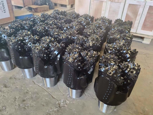 Новый дизайн Tricone Bit Roller Cone Bit 200 мм IADC545 Твердокаменные буровые биты для бурения скважин